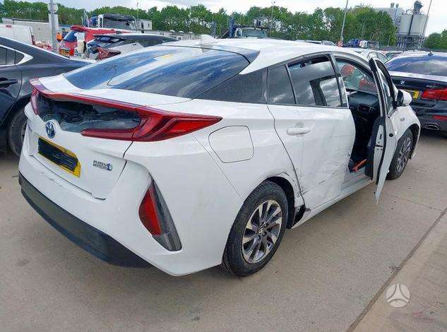Toyota Prius Prime for parts