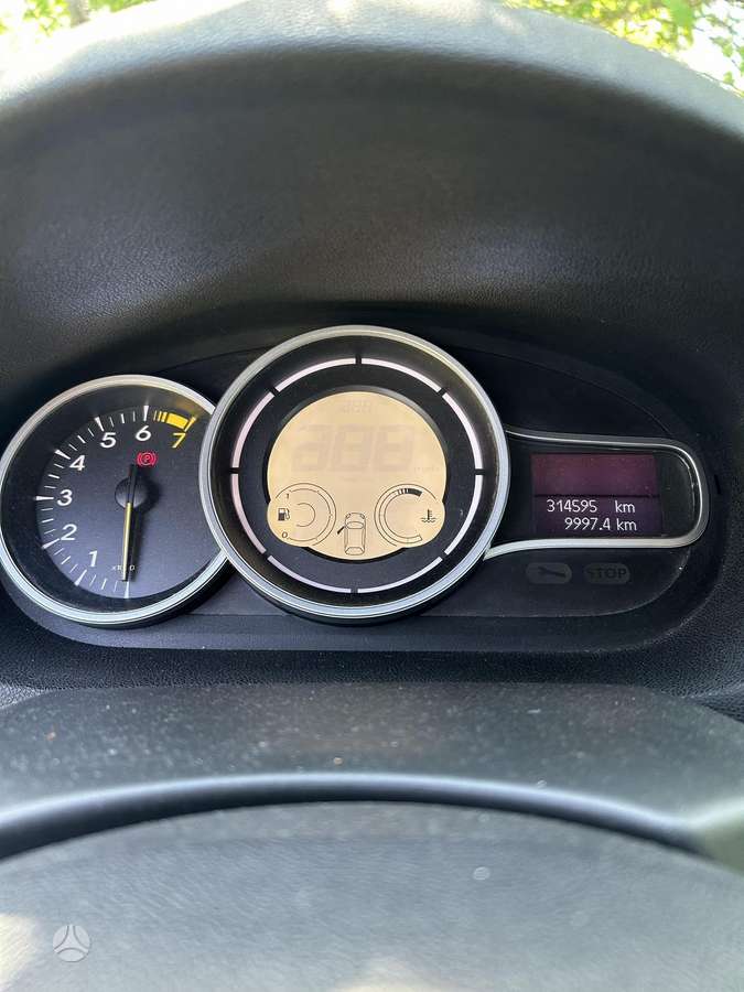 Renault Megane - 7