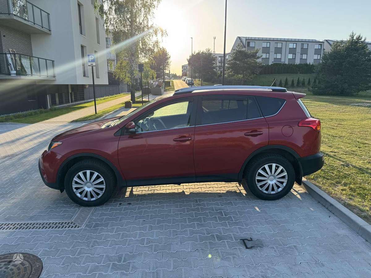 Toyota RAV4 - 7