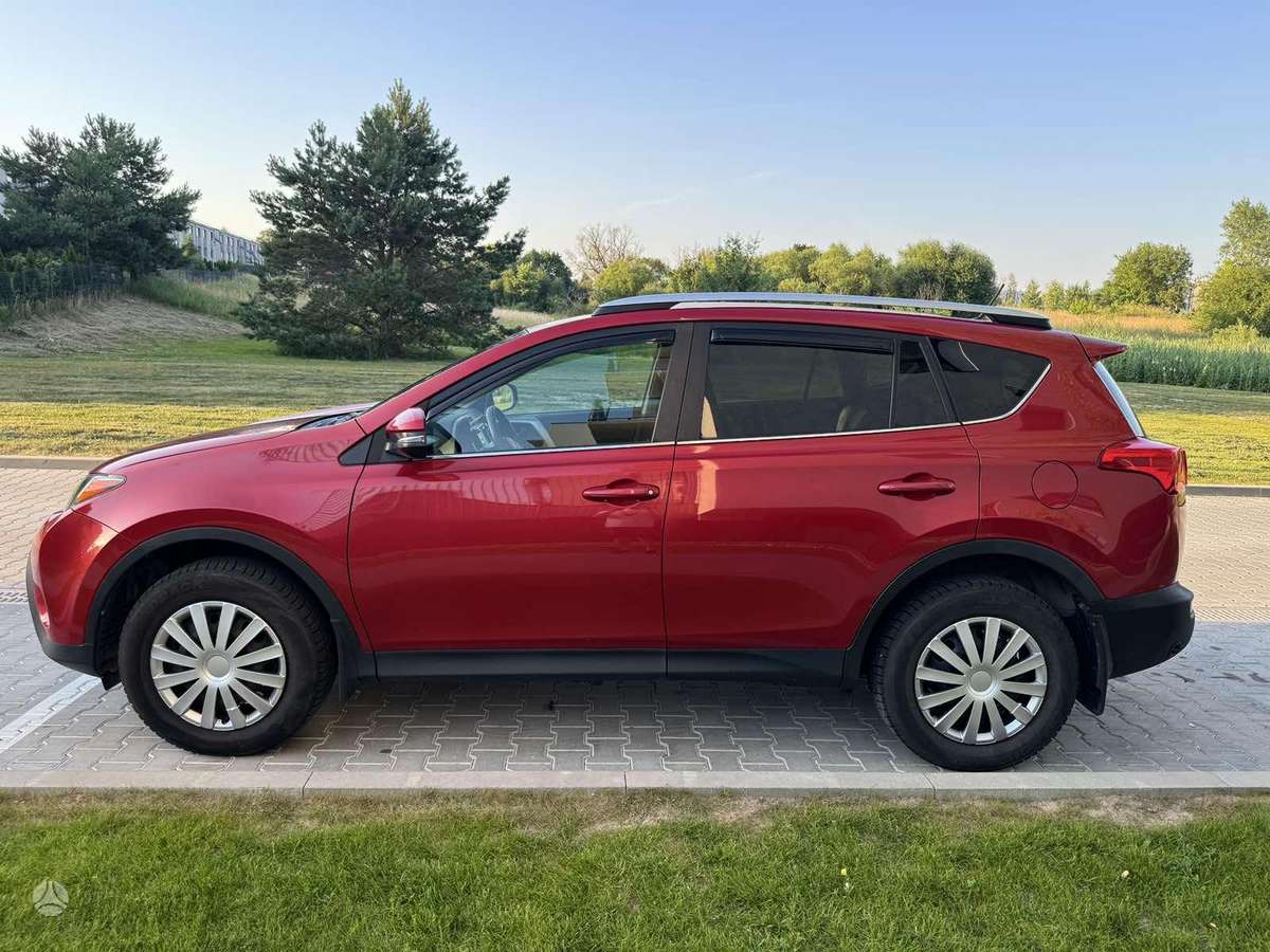 Toyota RAV4 - 5