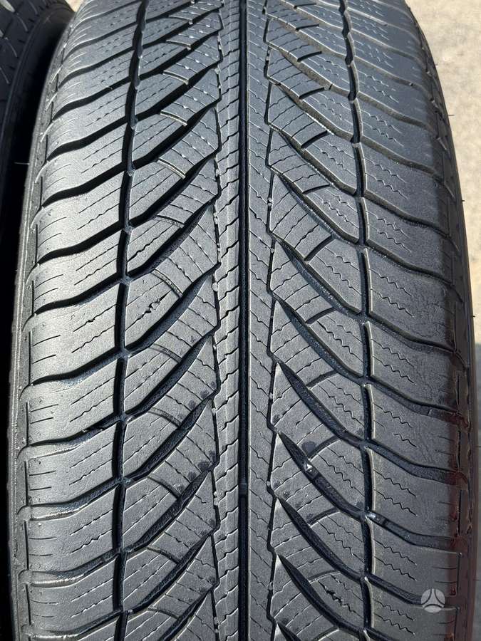 Goodyear ULTRAGRIP 8, universalios 225/55 R17