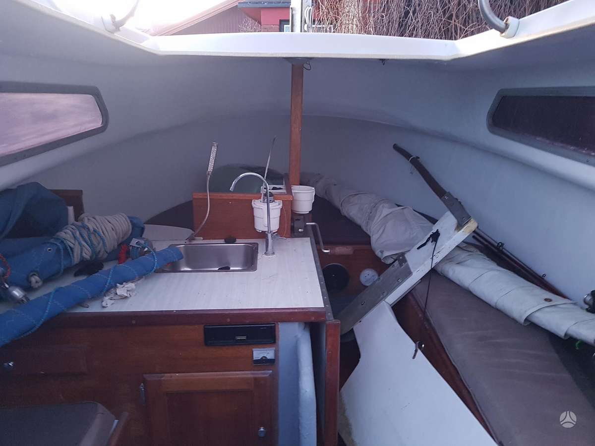 JAV AQUARIUS 21, dinghies