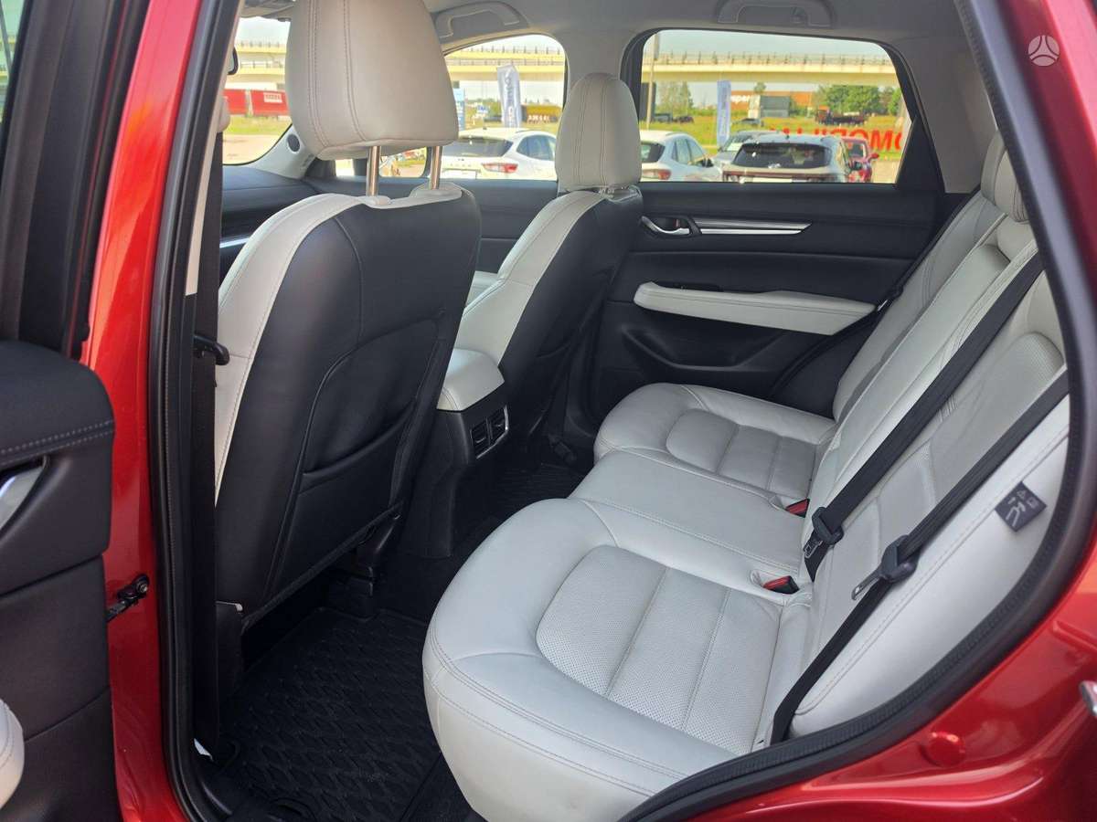 Mazda CX-5, 2.5 l., off-road / crossover