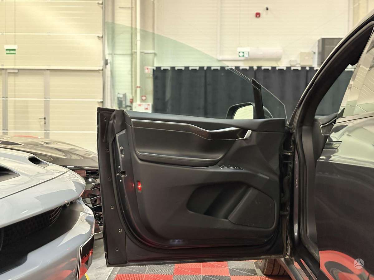 Tesla Model X, 100 kWh, off-road / crossover