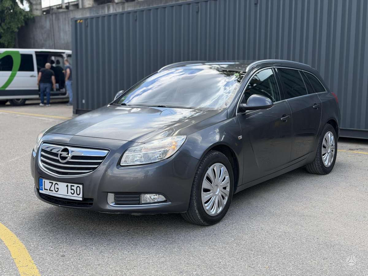 Opel Insignia, 2.0 l., Универсал