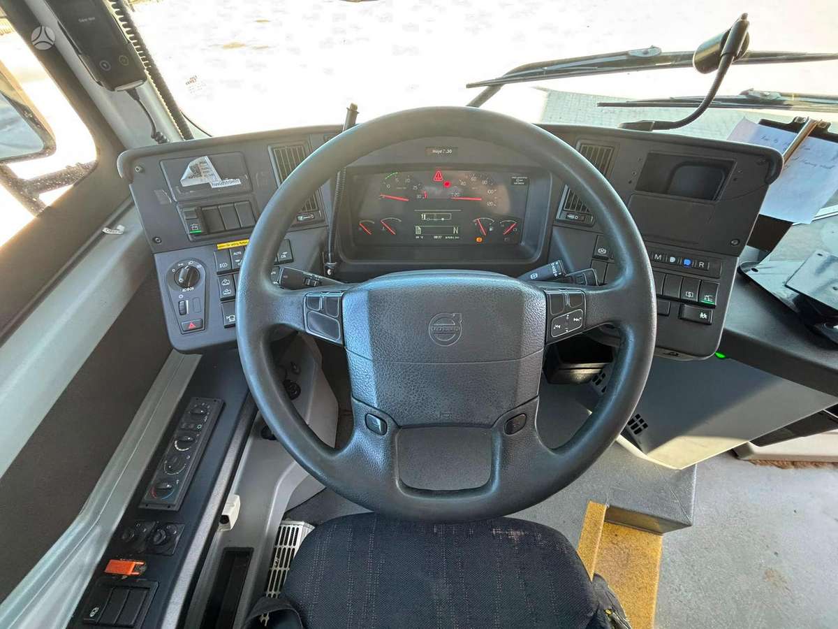 Volvo B8RLE 8900 4x2, city