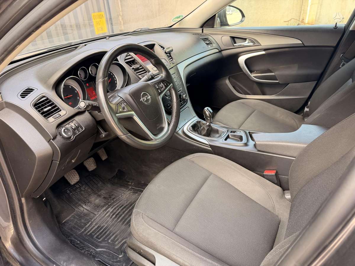 Opel Insignia, 2.0 l., Универсал