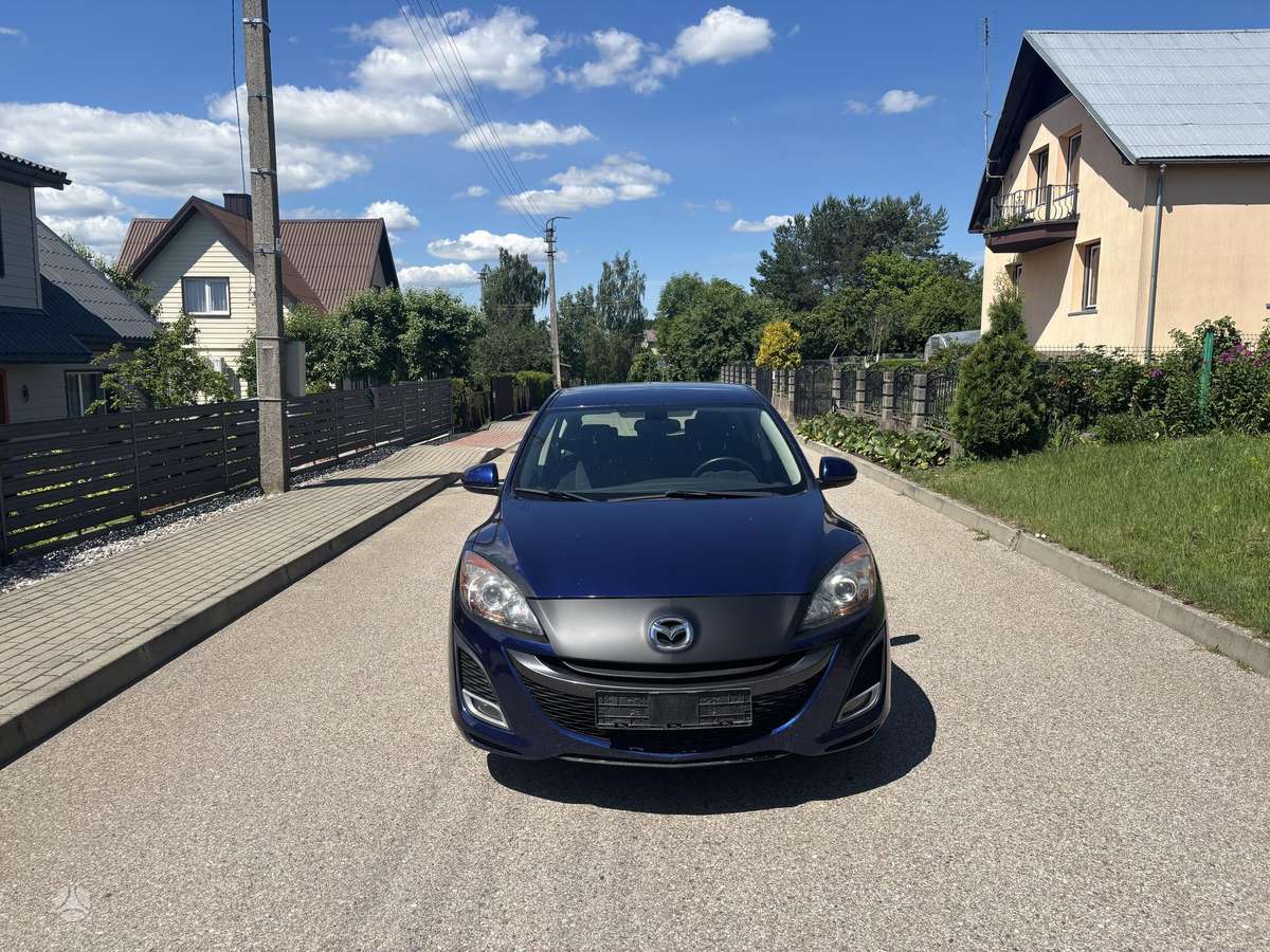 Mazda 3, 1.6 l., Хэтчбек