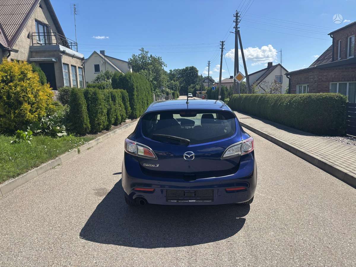 Mazda 3, 1.6 l., Хэтчбек