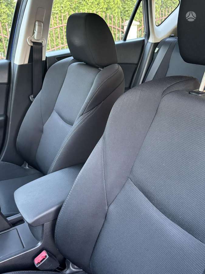 Mazda 3, 1.6 l., Хэтчбек