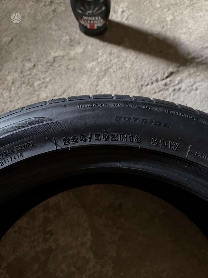 Tracmax X-privilo TX3, summer 225/50 R18