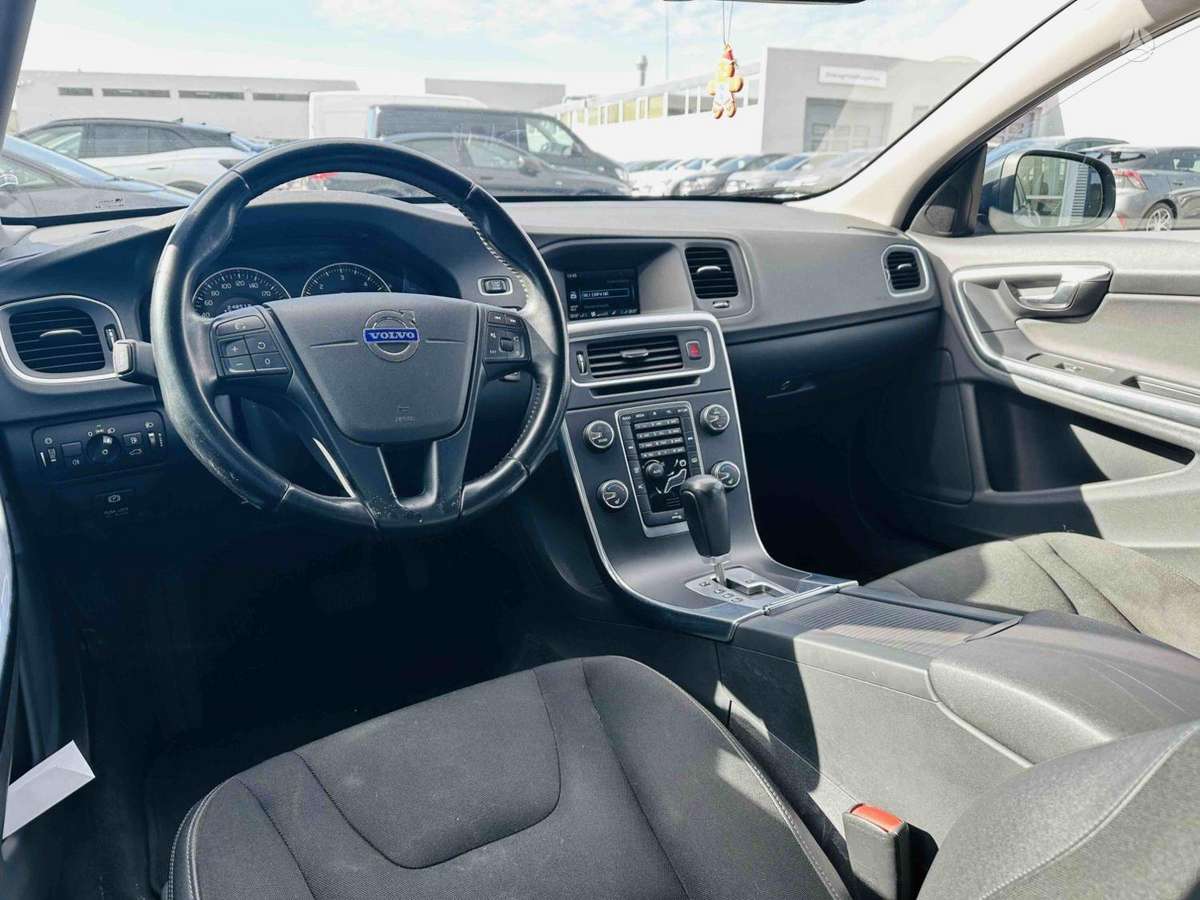 Volvo V60, 1.6 l., Универсал