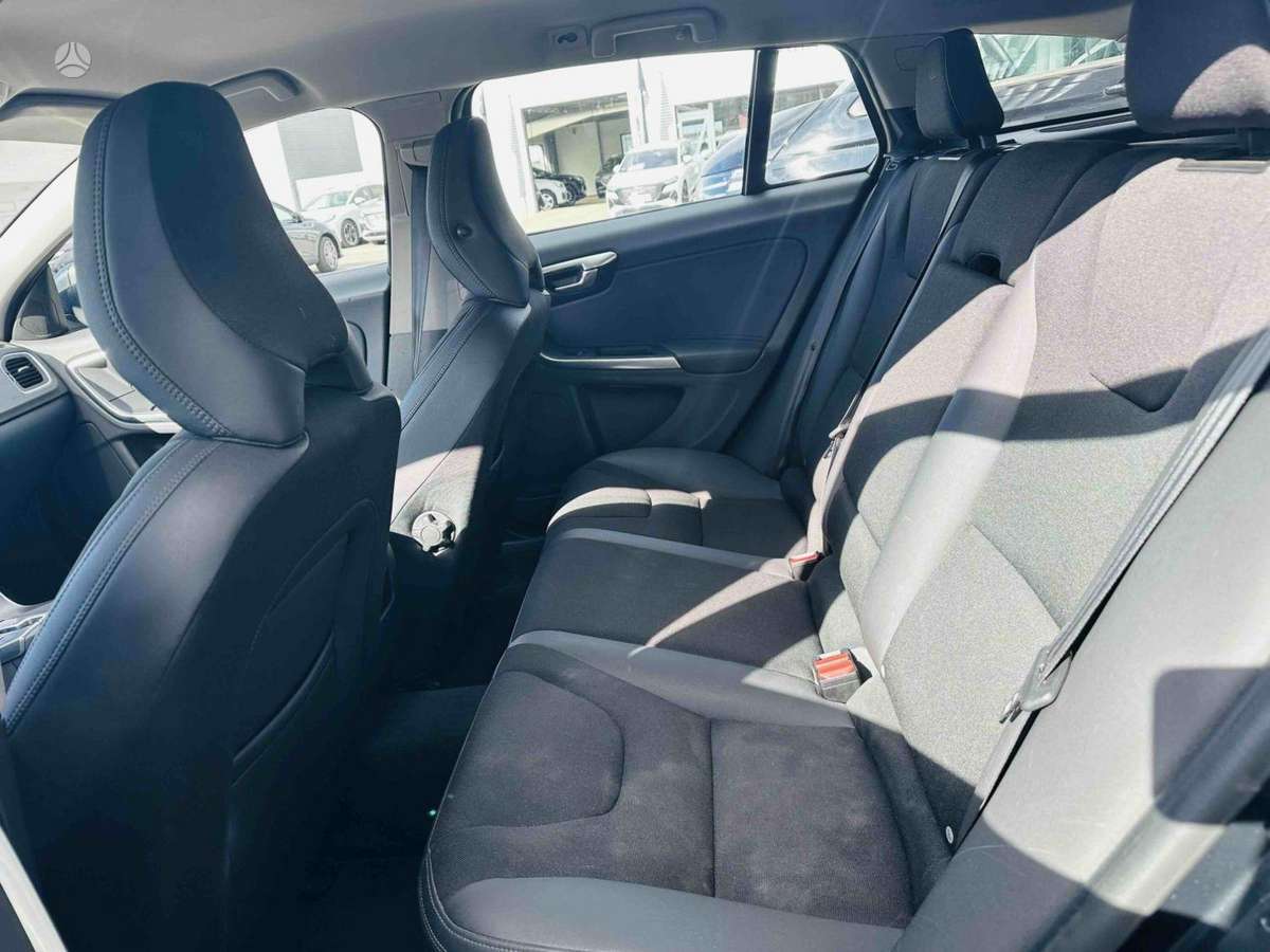 Volvo V60, 1.6 l., Универсал