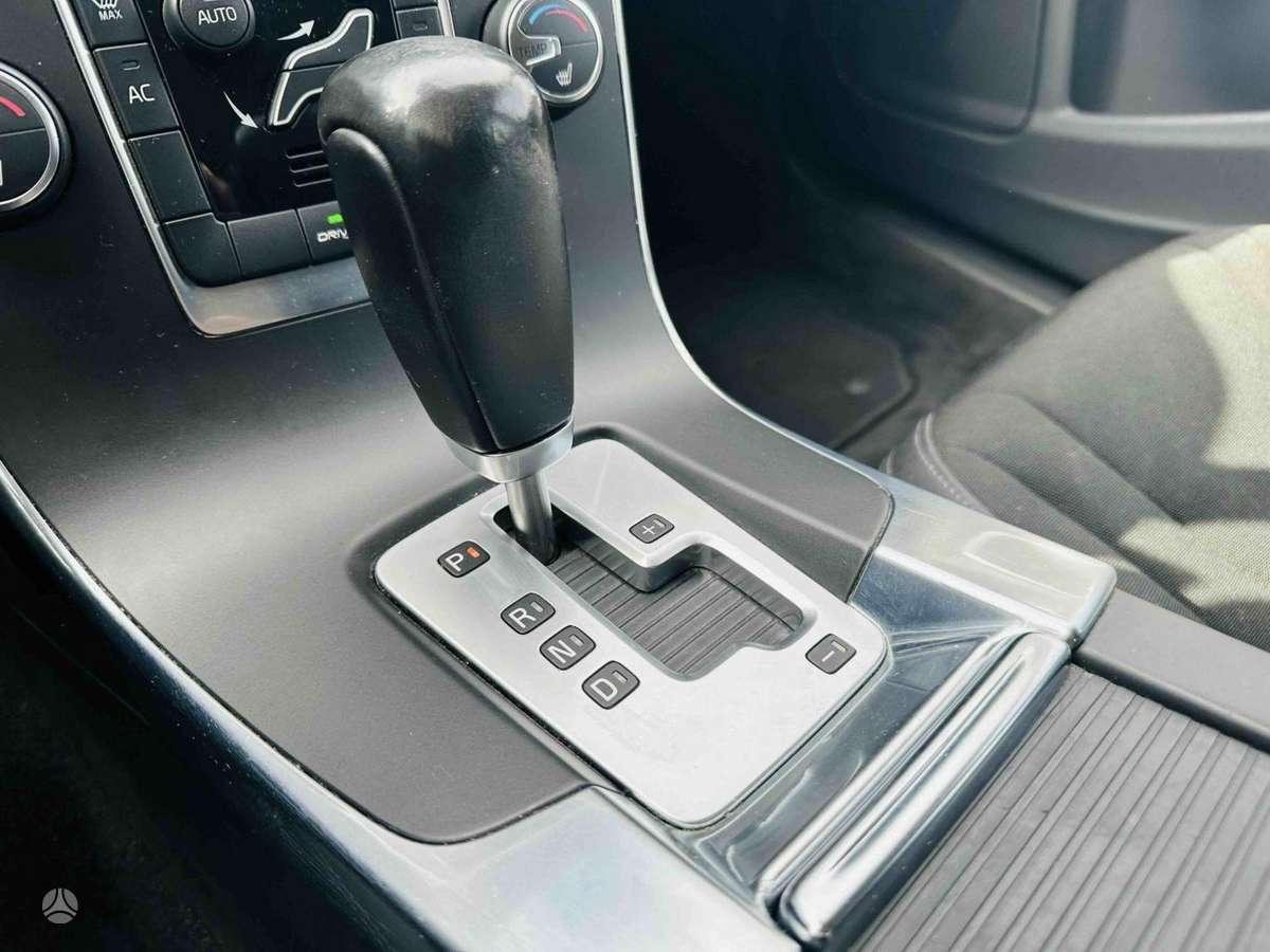 Volvo V60, 1.6 l., Универсал