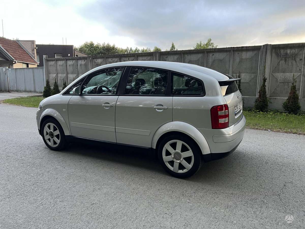 Audi A2, 1.4 l., Хэтчбек