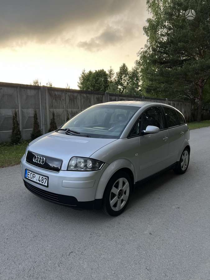 Audi A2, 1.4 l., Хэтчбек