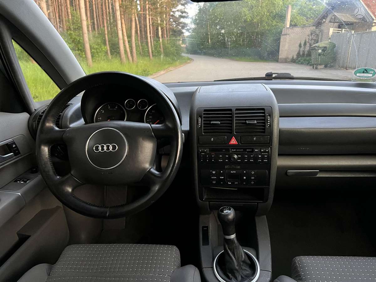 Audi A2, 1.4 l., Хэтчбек