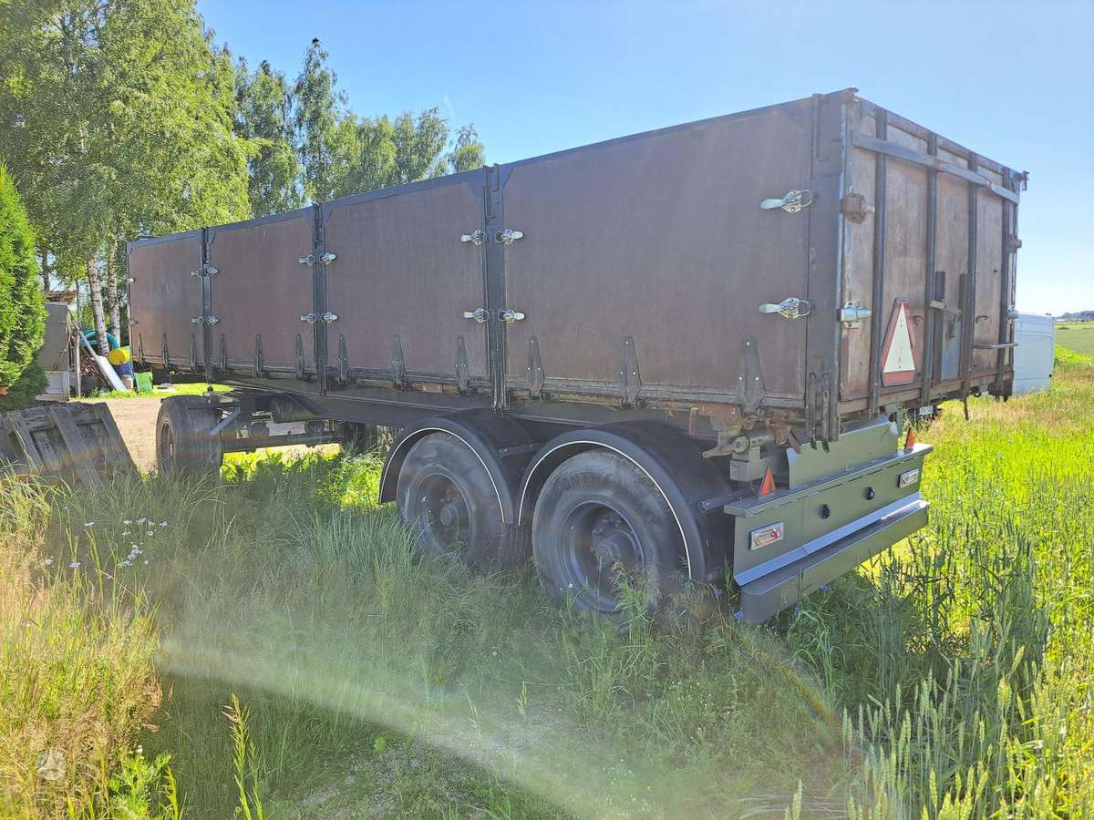 DAPA Lingine verciama, trailers, semitrailers