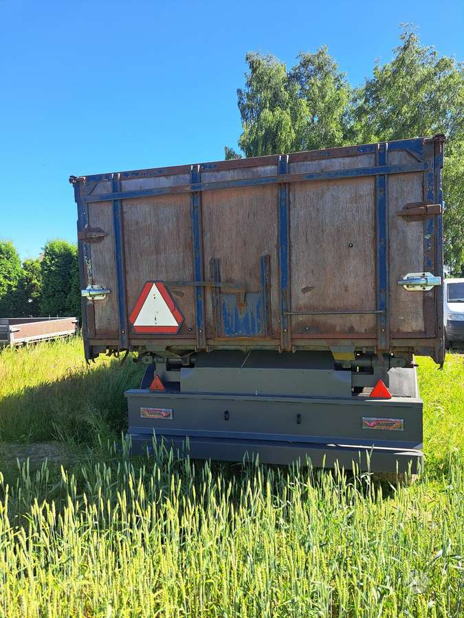 DAPA Lingine verciama, trailers, semitrailers