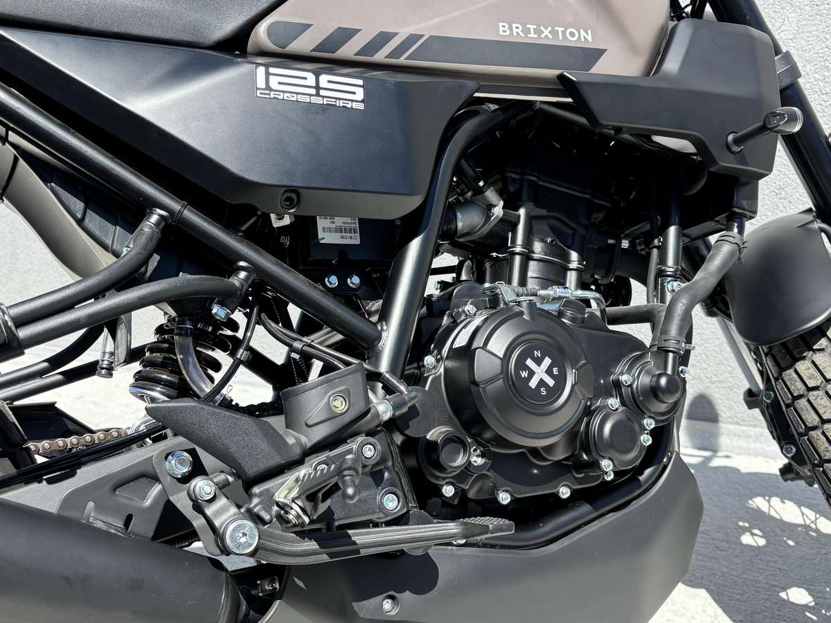 Brixton Crossfire 125LC 124cc, street / classic