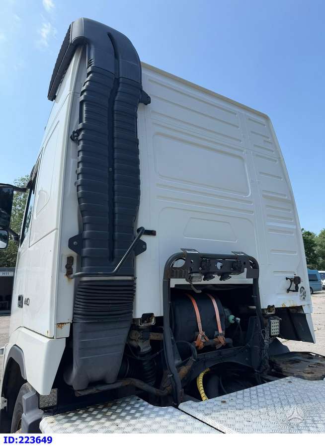 Volvo FH13 440 6X2 Hydraulics, double sleeper