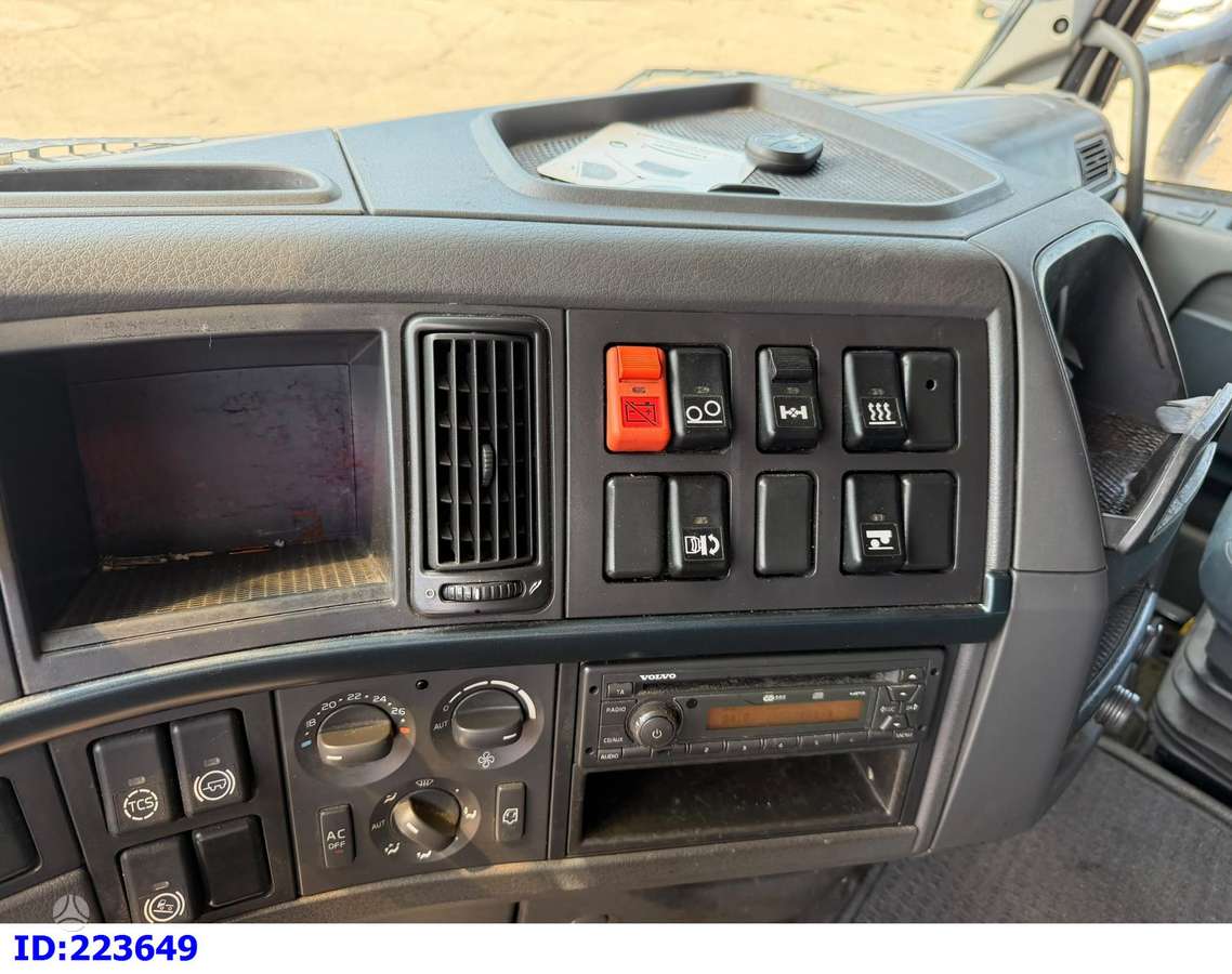 Volvo FH13 440 6X2 Hydraulics, double sleeper