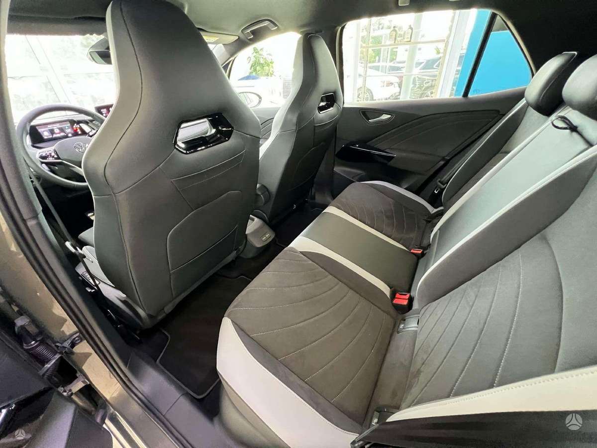 Volkswagen ID.3, 58 кВт·ч, Хэтчбек