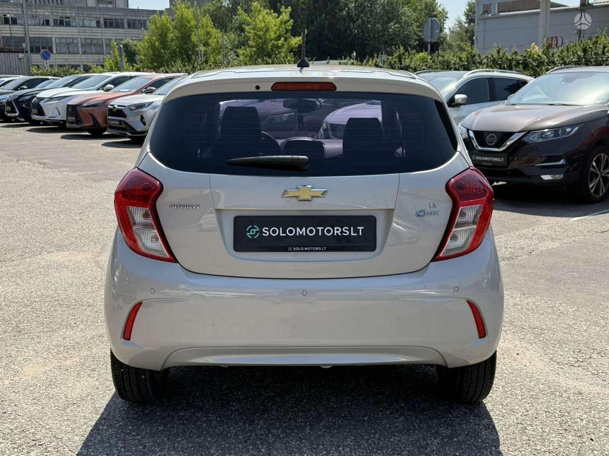 Chevrolet Spark, 1.0 l., Хэтчбек