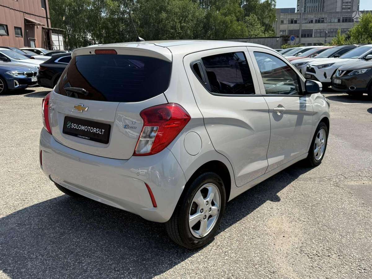 Chevrolet Spark, 1.0 l., Хэтчбек