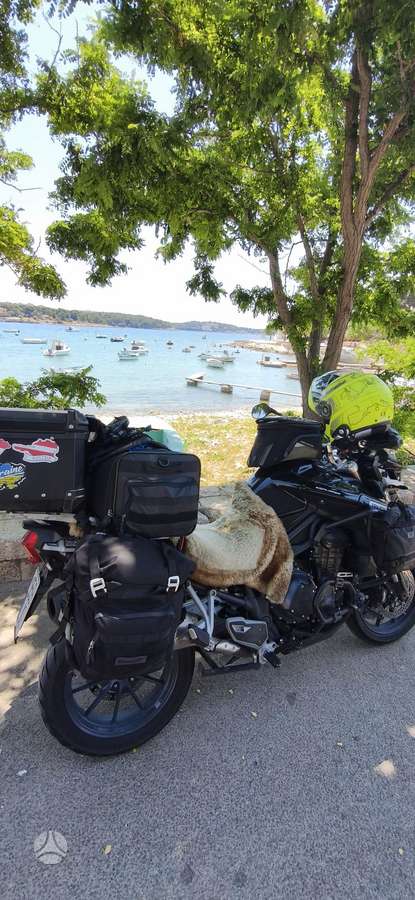Triumph Tiger 1215cc, enduro / adventure