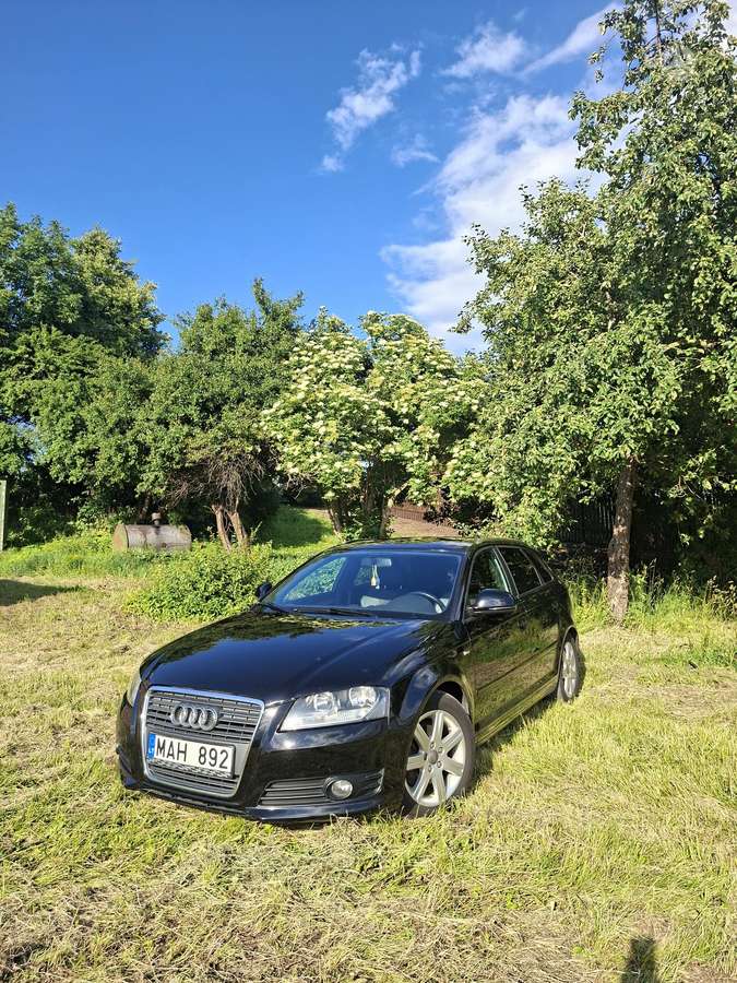 Audi A3, 1.8 l., Хэтчбек