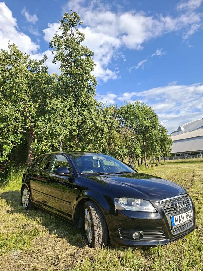 Audi A3, 1.8 l., hatchback
