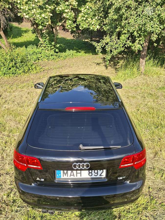 Audi A3, 1.8 l., Хэтчбек
