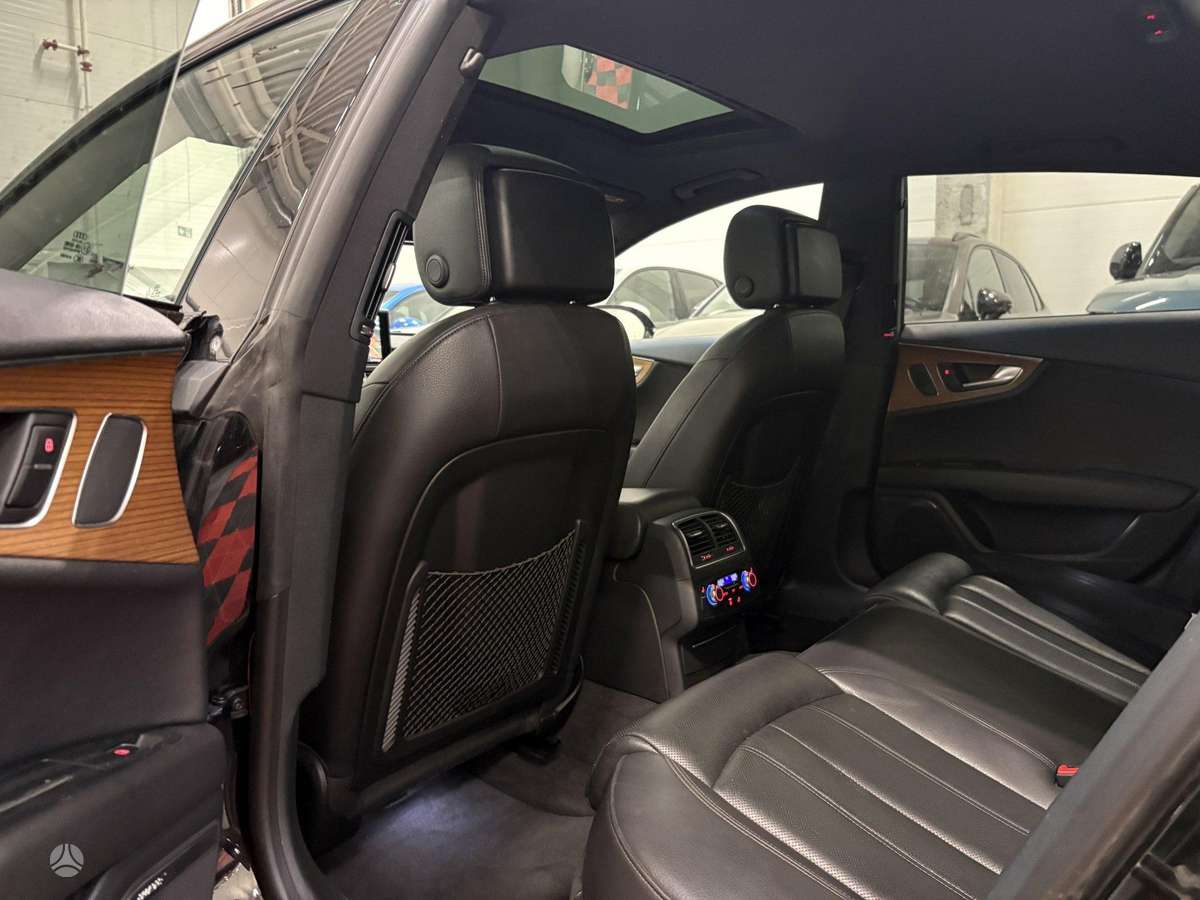 Audi A7, 3.0 l., Хэтчбек