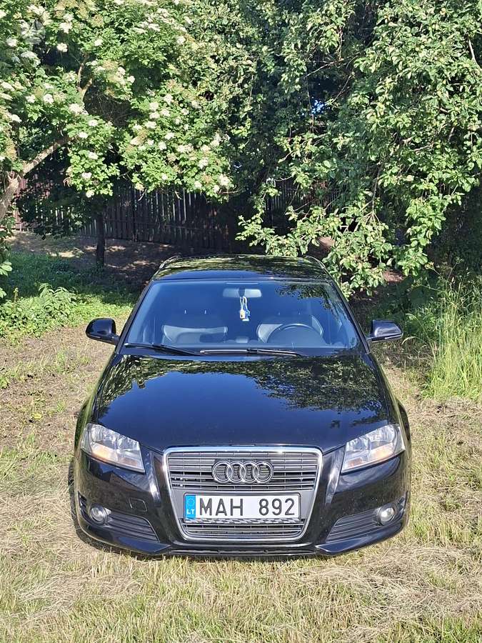 Audi A3, 1.8 l., hatchback