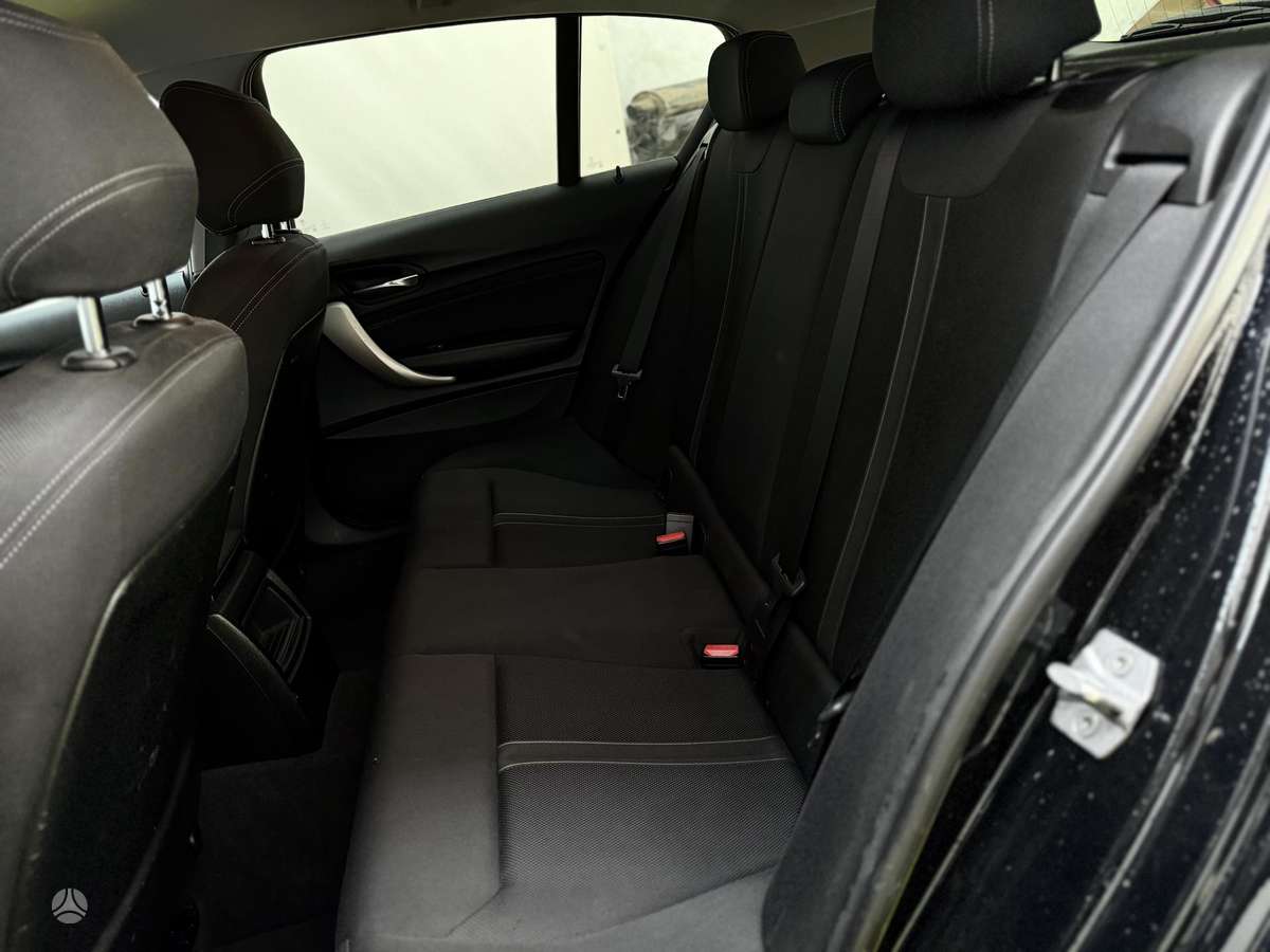 BMW 118, 2.0 l., hatchback