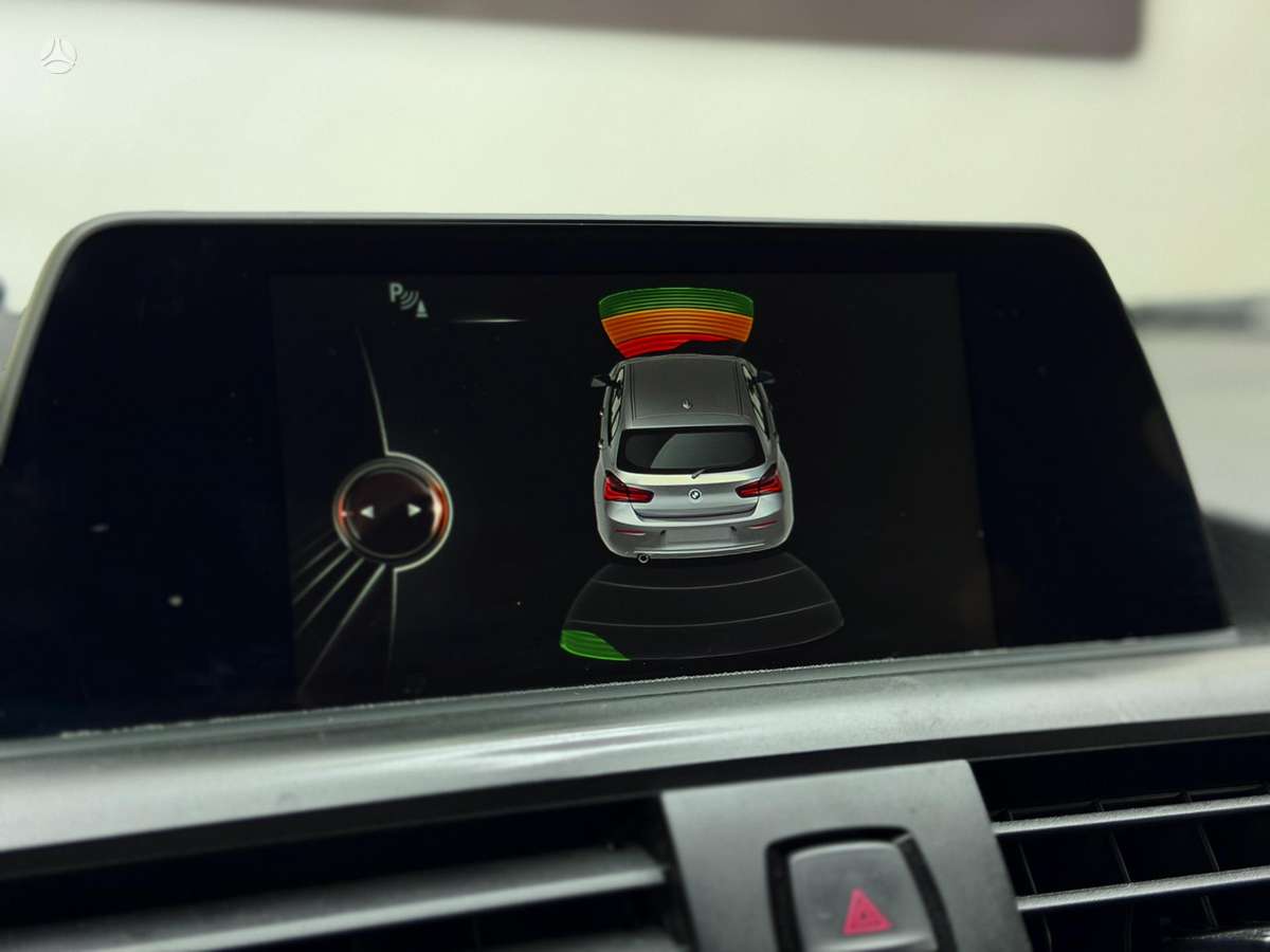 BMW 118, 2.0 l., hatchback