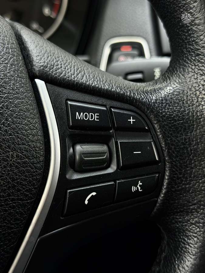 BMW 118, 2.0 l., hatchback