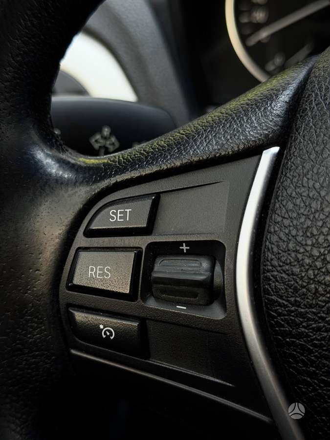 BMW 118, 2.0 l., hatchback