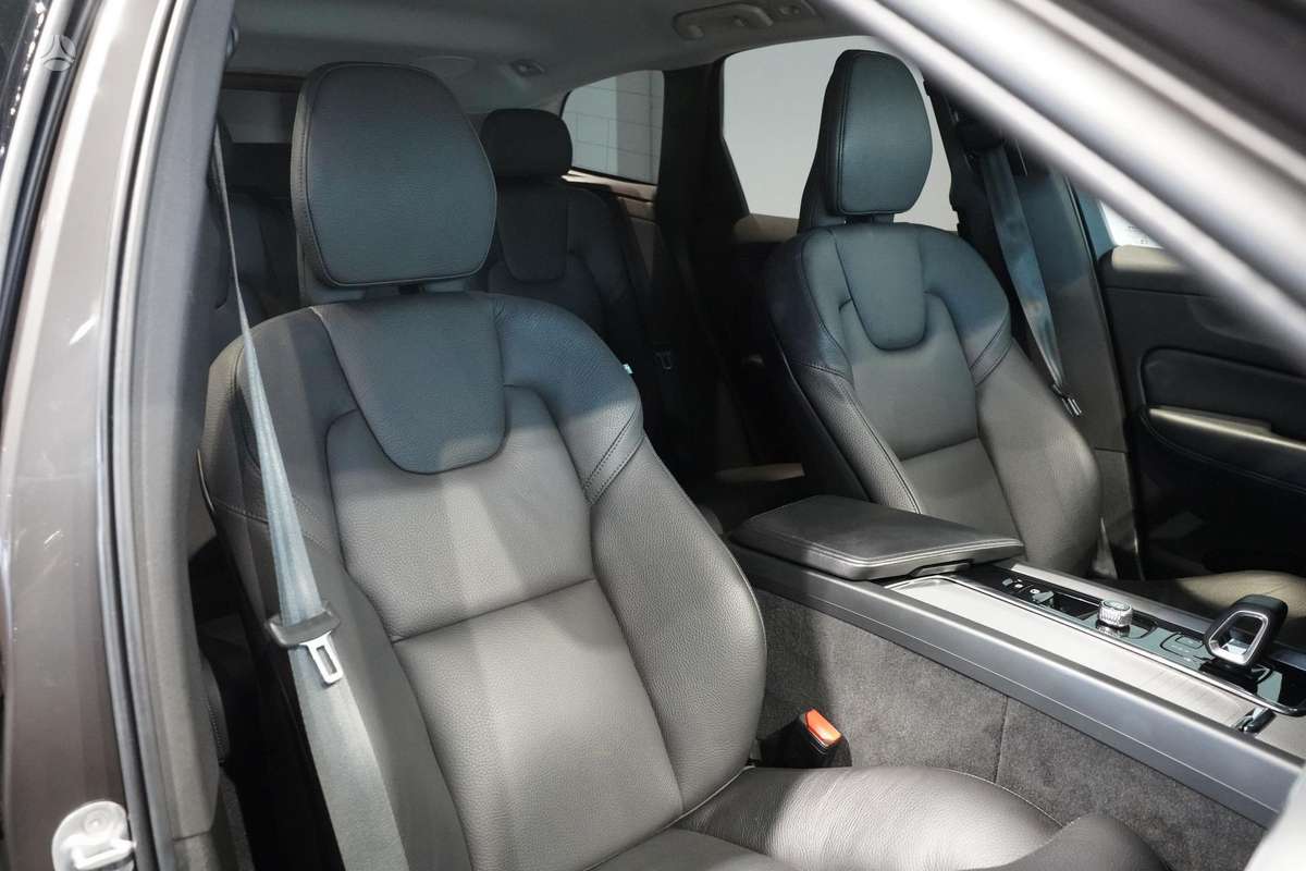 Volvo XC60 - 11