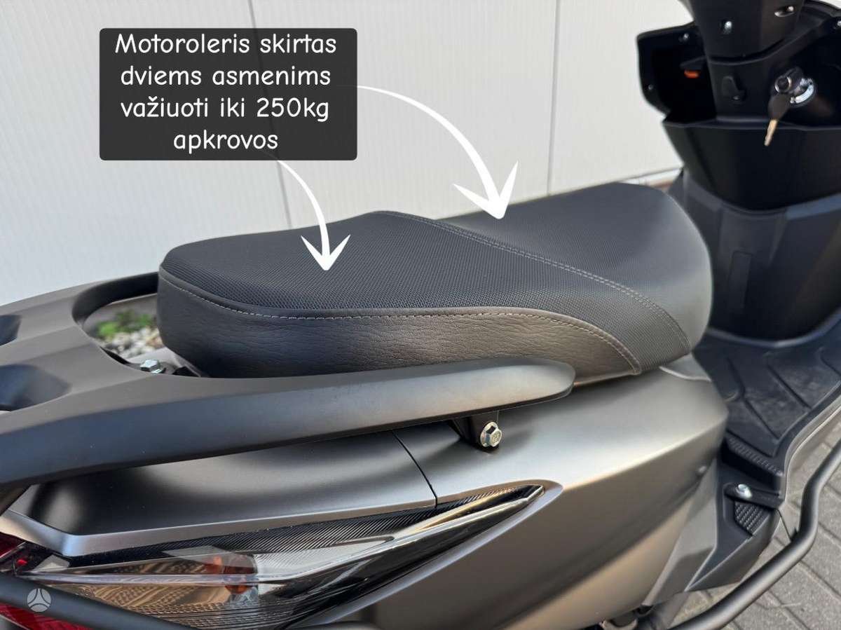 Yamaha Cygnus 49cc, scooters / mopeds