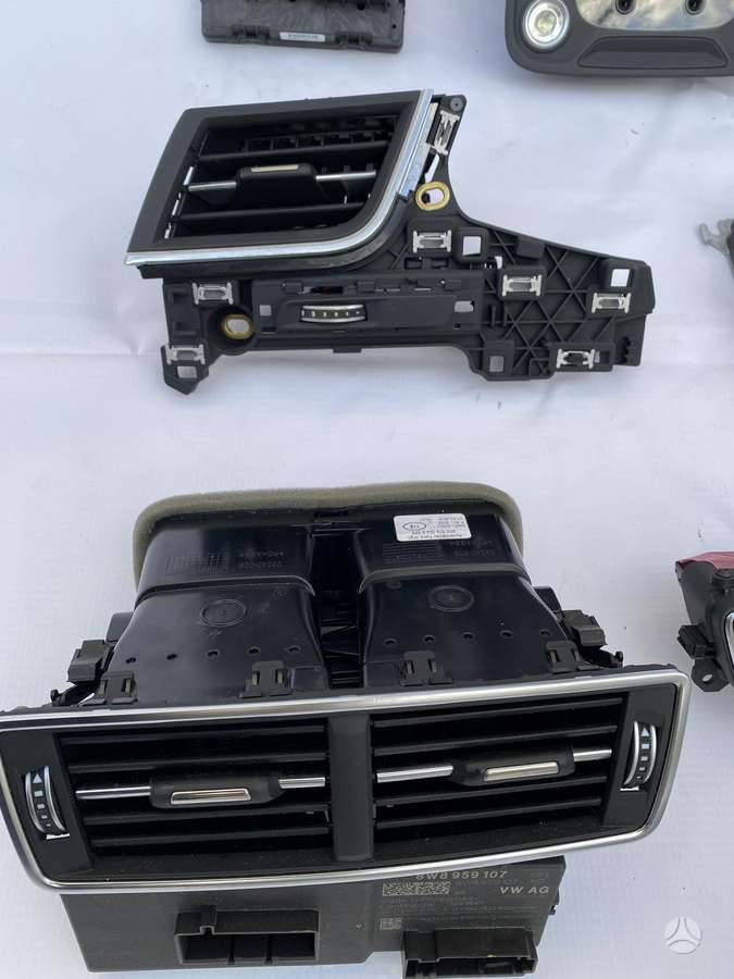 Audi Q7 детали кузова