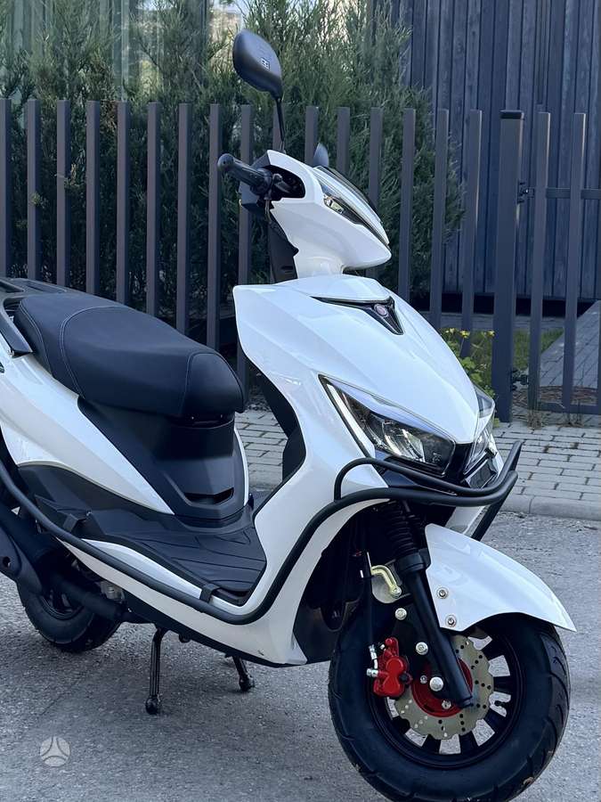 Yamaha Cygnus 49cc, мотороллеры / мопеды