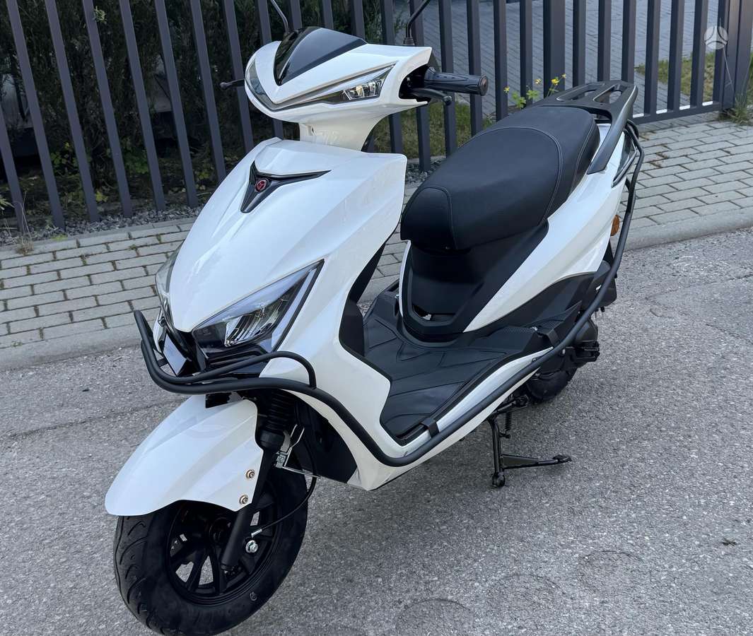 Yamaha Cygnus 49cc, мотороллеры / мопеды