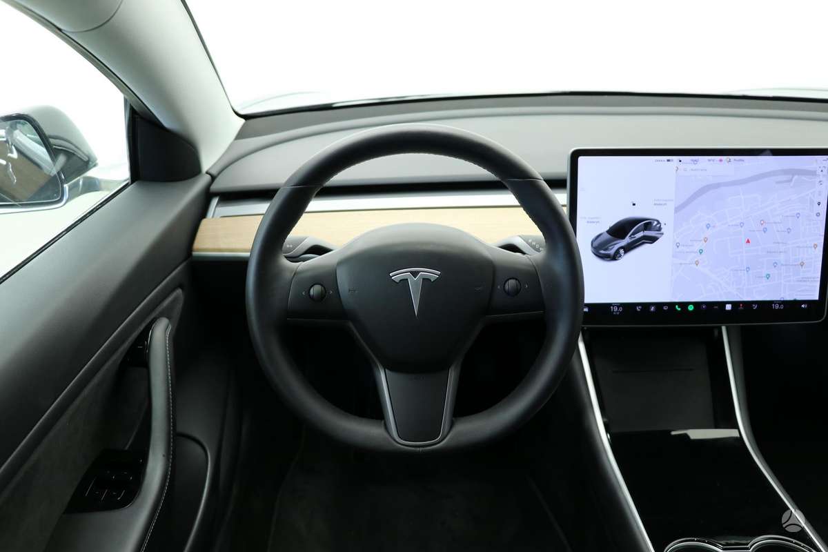 Tesla Model 3, 78 kWh, hatchback