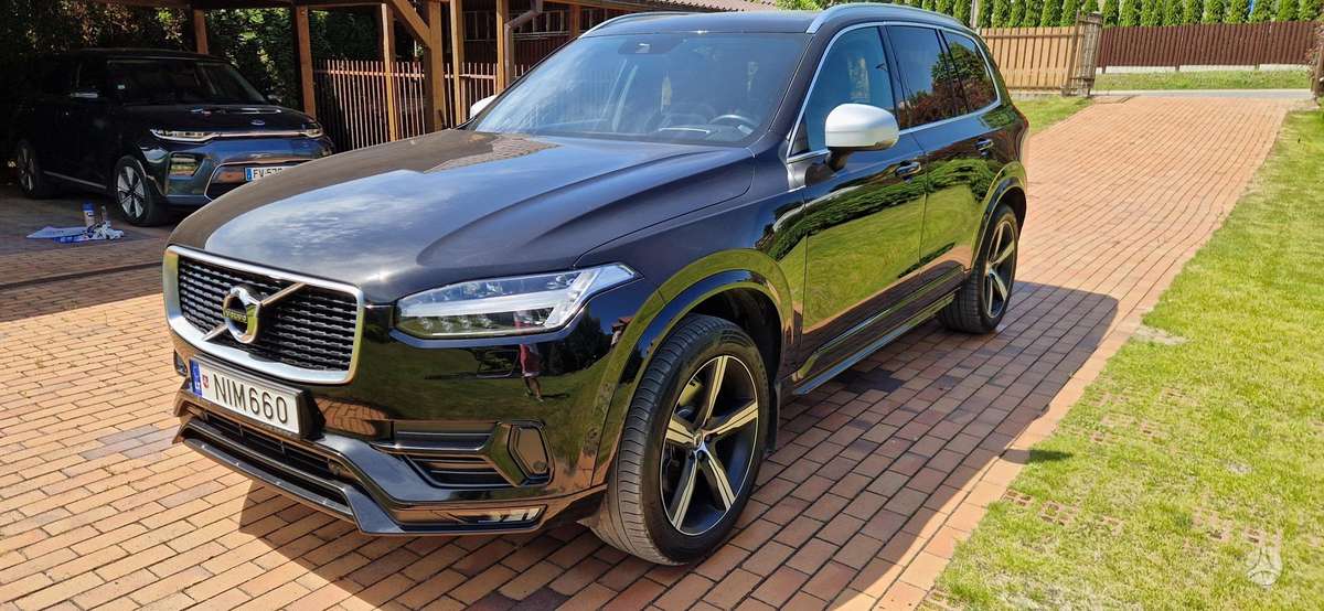 Volvo XC90 - 2