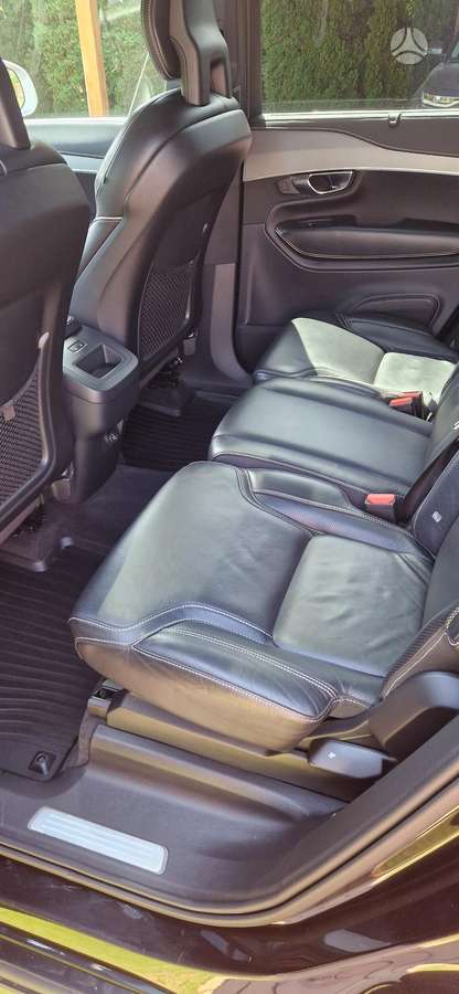 Volvo XC90 - 9