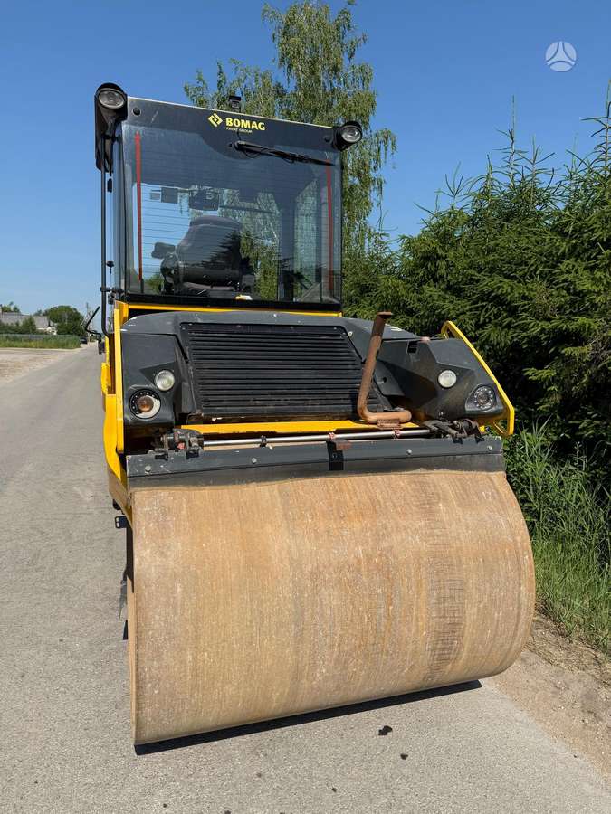 Bomag BW141AD-5, vibrator / compactor