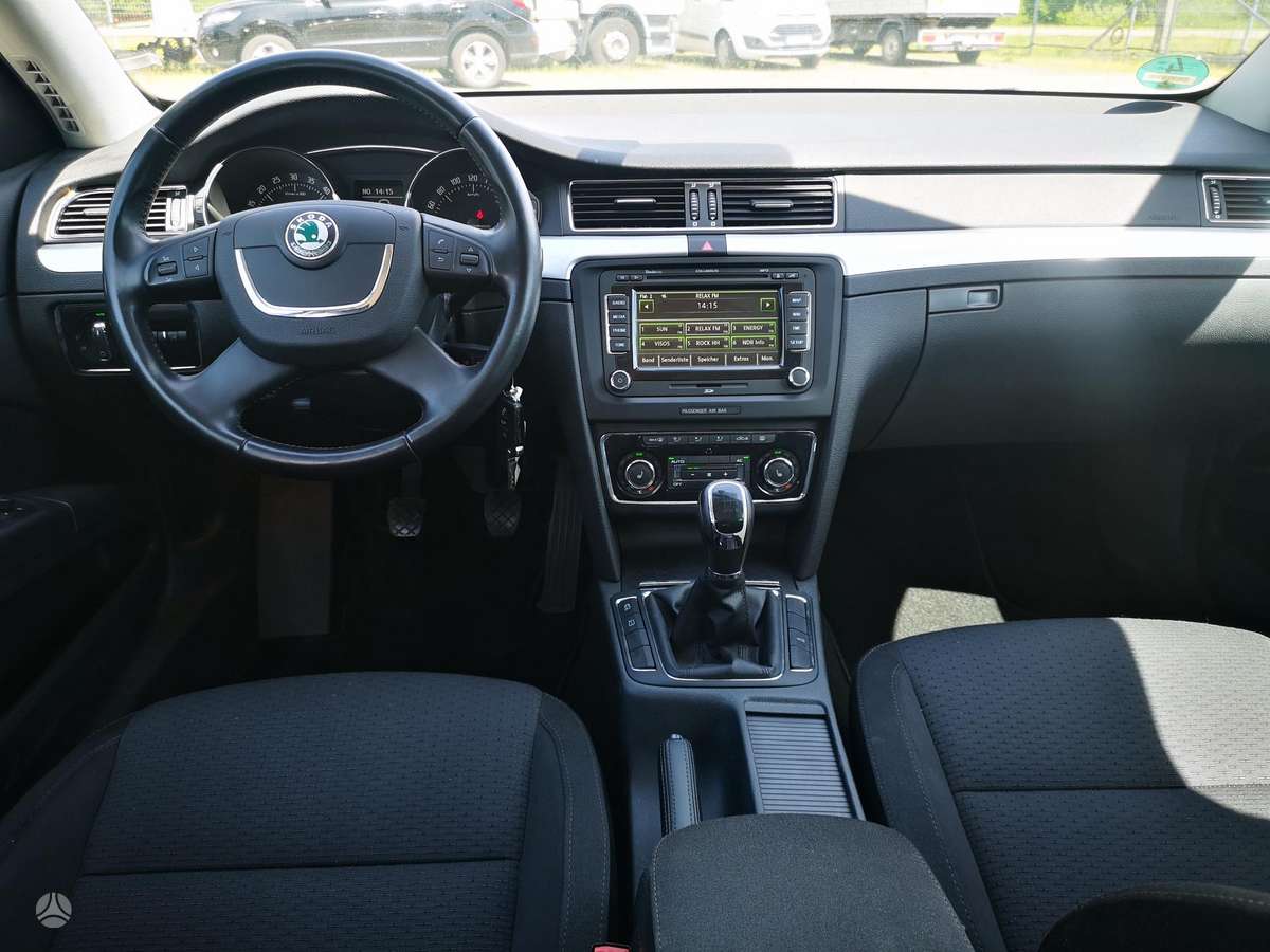 Škoda Superb - 9