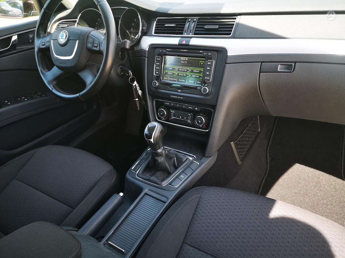 Skoda Superb, 2.0 l., Хэтчбек